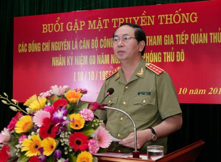 Gặp mặt cán bộ, chiến sỹ công an Hà Nội về tiếp quản Thủ đô ảnh 2